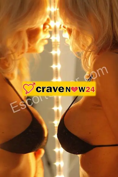 PORNO STAR MILF ITALIANA  AD ALPIGNANO , disponibile anche in Videochiamata dalle 14.30 alle 23.30