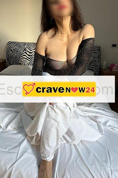 BUONGIORNO O BUONASERA 
Gentile potenziale  amico soprattutto  non voglio  che mi raggiungano  uomini  ordinari