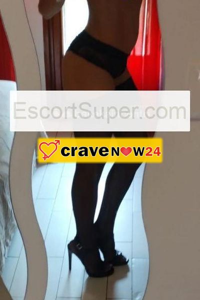 VANESSA ITALIANA🇮🇹SONO UNA INSOSPETTABILE IMPIEGATA CHE NEL TEMPO LIBERO AMO TRASGREDIRE. AMO GLI APPUNTAMENTI AL BUIO PERCHÉ MI ECCITANO.