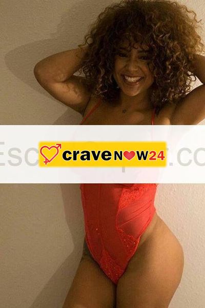 ISABELLA APENA AERIVATA A PARMA PRIMISIMA VOLTA CUBANA SEXY