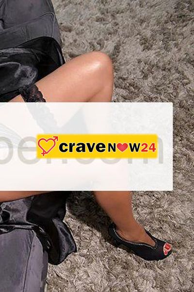 DESENZANO DEL GARDA 👑🔝 FRANCESCA  👑🔝..foto reali e recenti👑 la regina di tutte le milf è qui !!! la sensualita' in persona !!