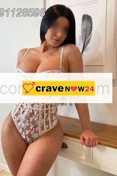 Doccia erotica più tantra nel futon, Miky mora BELLISSIMA solo per cavalieri educati, solo italiani ASSOLUTAMENTE NO ANONIMI💓