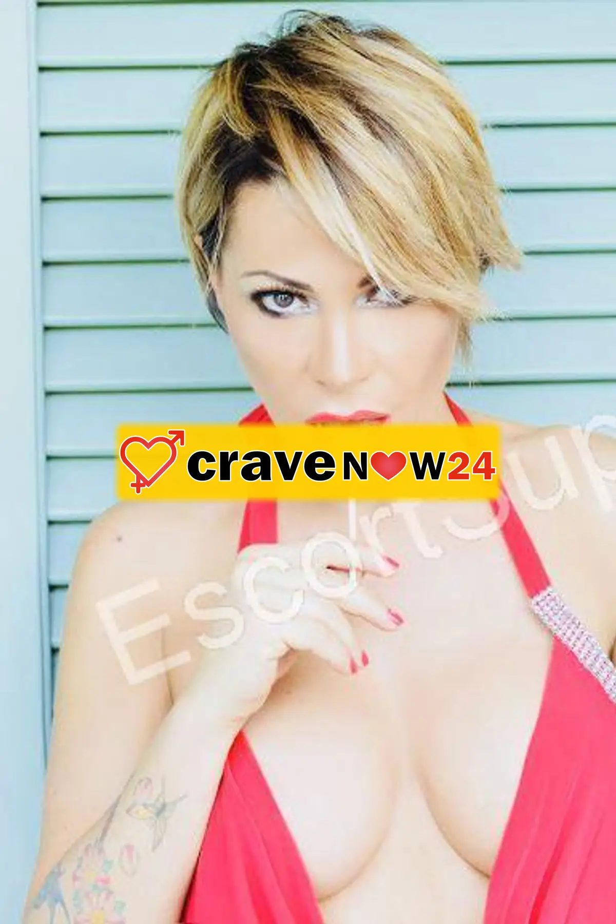 S E R E N A 🇮🇹 K E Y … Lato B & DEEP THROAT available…