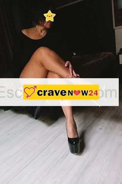 - zona PORTA PIA - Viale Regina Margherita incrocio Via Nomentana - ROMA - NO LATO B - FOTO REALMENTE MIE - ITALIANA DONNA MILF MATURA - CLIMATIZATO -