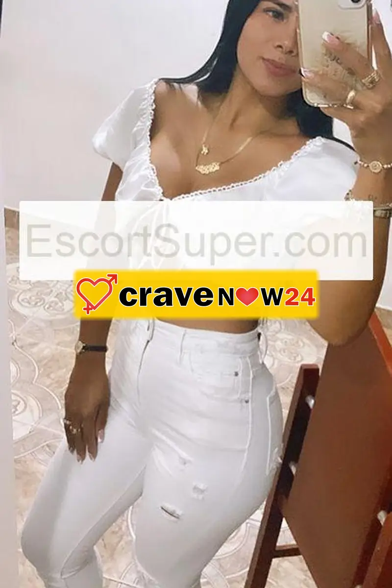 Daniela una dolcezza da apprezzare, 🥰❤️molto appassionata elegante simpatica dolce ed travolgente.🫦💋